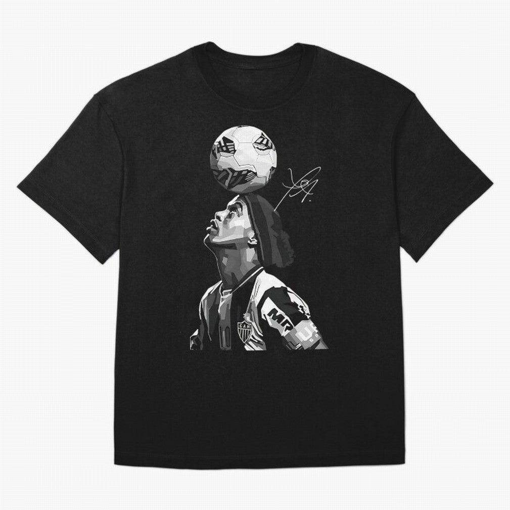 Ronaldinho - black white Oversized T-Shirt Back the Journey through the FIFA World Cup 2026 USA Canada Mexico Journey through Cristiano Ronaldo Highlights, Portugal, Spain and Germany Pride, Goal Celebration Energy, Supporter Heritage, Football