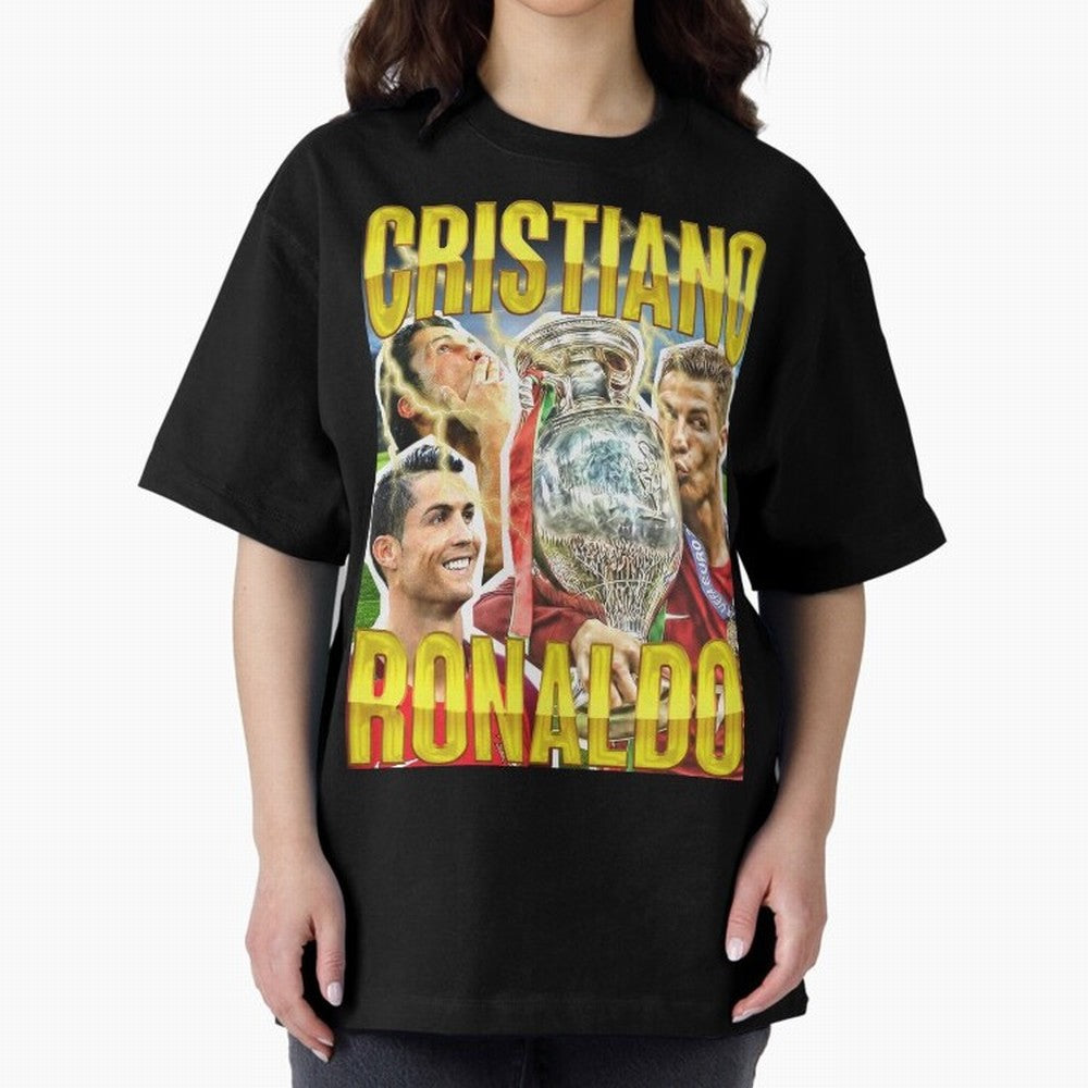Cristiano Ronaldo CR7 SIUUU El Bicho Vintage Retro Design Oversized T-Shirt Build Match Day Hype around FIFA World Cup 2026 USA Canada Mexico, Mbappe and Neymar, Brazil, Global Supporter Spirit, Legendary Goals, National Colors and Tournament