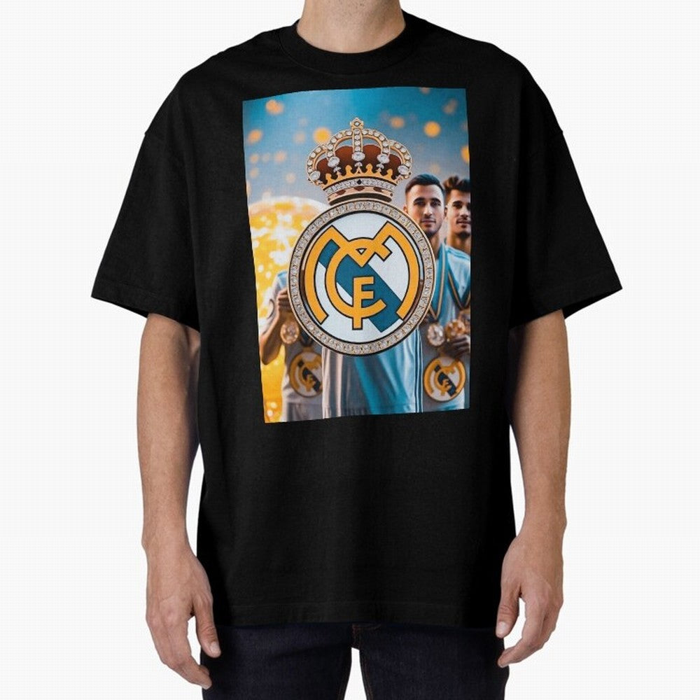 El Medall¨®n Del Real Madrid Oversized T-Shirt Experience FIFA World Cup 2026 USA Canada Mexico for Fans of CR7 and Messi and England and Germany, Bringing Goal Celebration Energy, Supporter Heritage, Football Icons and Worldwide Tournament Joy;