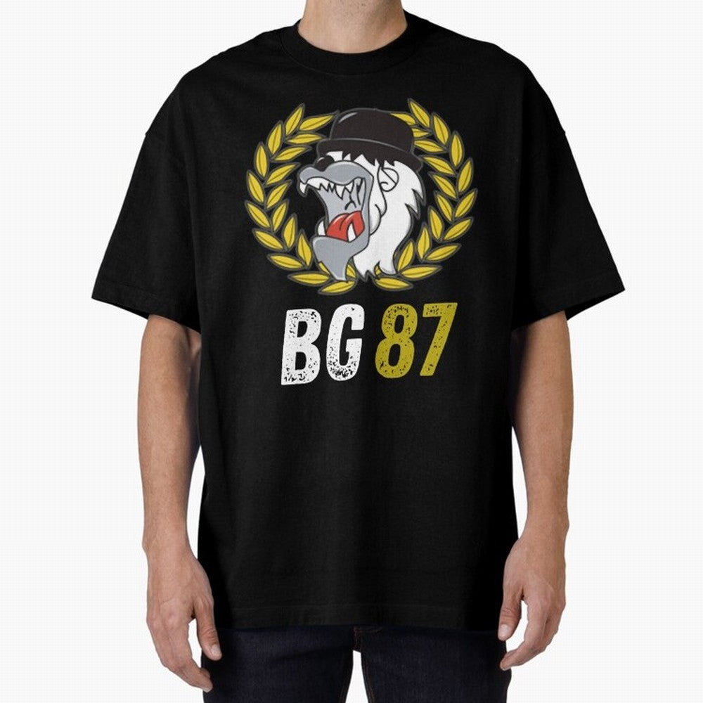 Mala Suerte 87 (Hinchas Del Lyon) Camiseta Esencial Oversized T-Shirt Bring Legendary Rivalry Energy to FIFA World Cup 2026 Spirit, Filled with France, Mbappe and Neymar, Championship Spirit, Famous Goals, Roaring Crowds and International Football