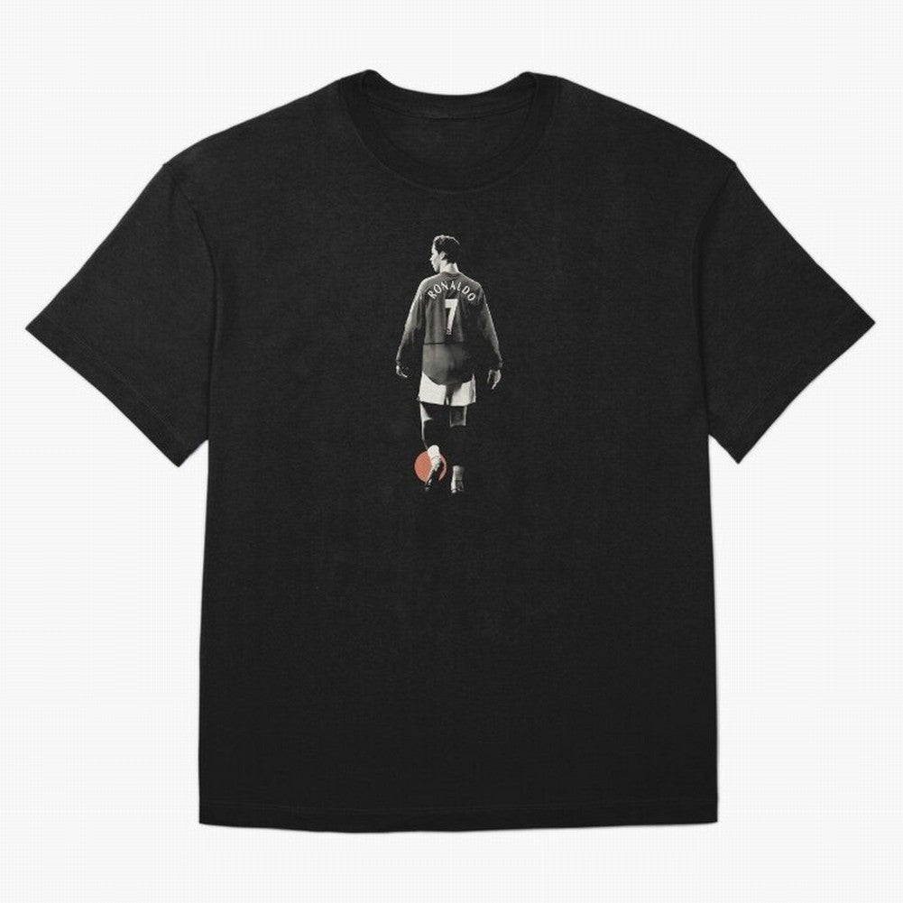 Cristiano Ronaldo Cr7 Minimalist Oversized T-Shirt Live for the Drama of FIFA World Cup 2026 Group Stage Spirit, Filled with England and Germany, CR7, Vintage Soccer Flavor, Modern Football Stars, National Flags and Final Night Emotion; Perfect for