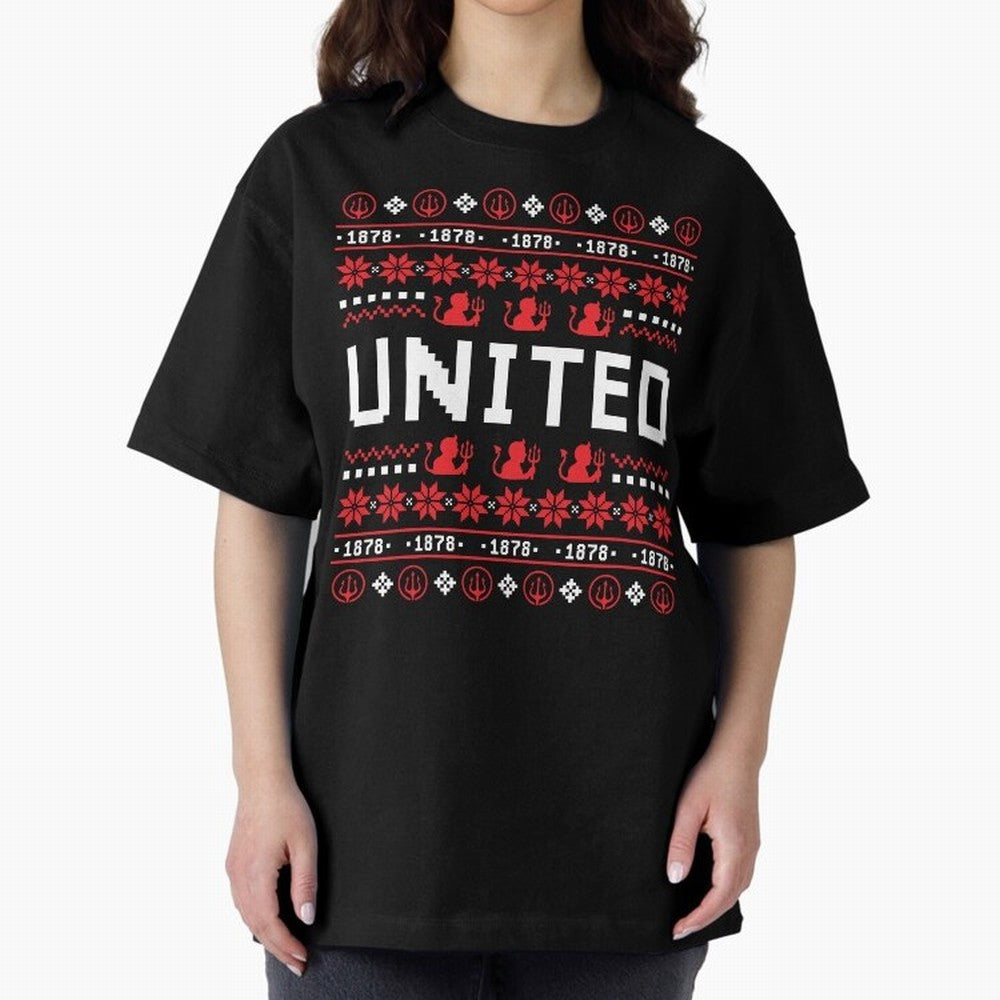 Manchester United Christmas Oversized T-Shirt Refresh FIFA World Cup 2026 Group Stage Featuring CR7 and Messi, France Energy, Classic Soccer Heritage, Championship Pressure, Fan Loyalty and International Pride; Made for Collectors Who Enjoy Iconic