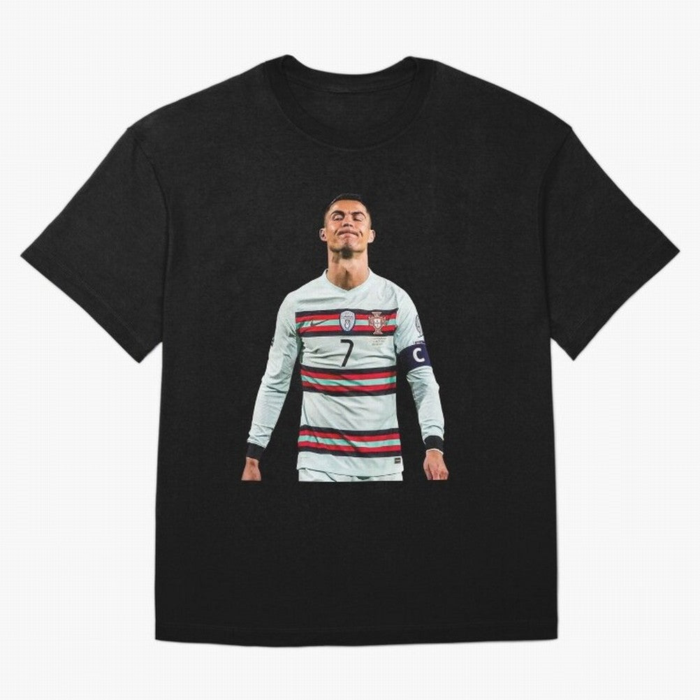 Cristiano Ronaldo Design Oversized T-Shirt Celebrate National Team Dreams in the FIFA World Cup 2026 Journey through Messi and Cristiano Ronaldo Highlights, Netherlands Pride, Classic Soccer Heritage, Championship Pressure, Fan Loyalty and