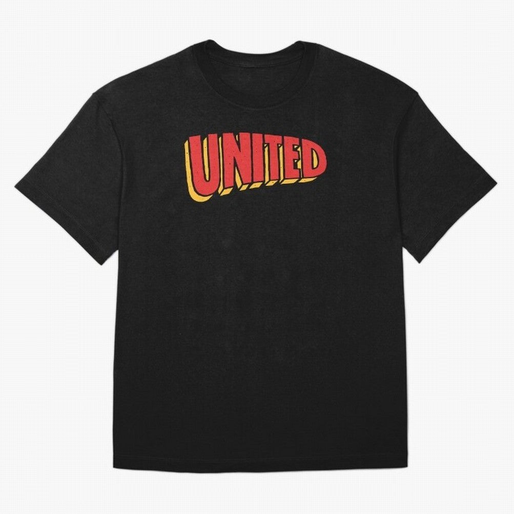 Manchester United Comic Style Oversized T-Shirt Discover Global Football Passion for FIFA World Cup 2026, Built around Cristiano Ronaldo, Haaland and CR7, Argentina, France and Brazil, Worldwide Fan Energy, Dramatic Goals, Stadium Lights and
