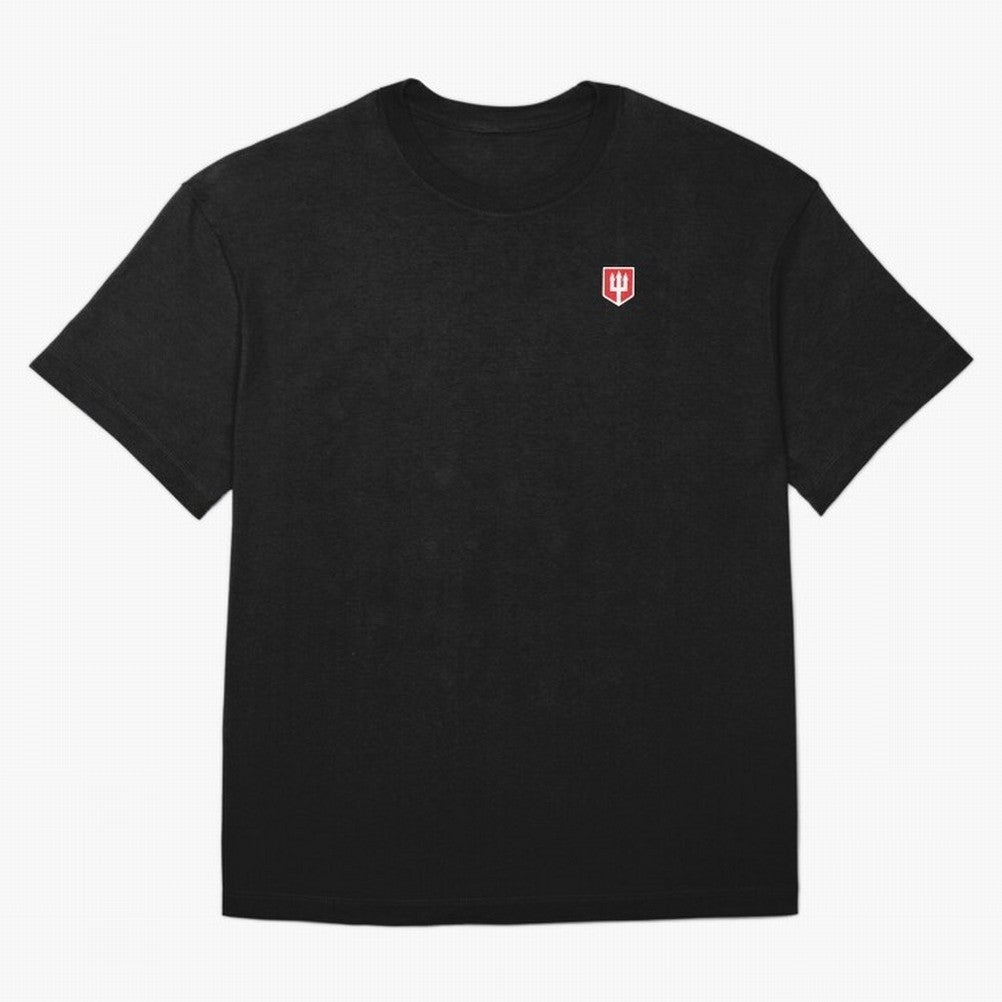 Manchester United Minimal Badge Oversized T-Shirt Support Your Favorite Stars during FIFA World Cup 2026 for Fans of Neymar, Haaland and Cristiano Ronaldo and Spain and Netherlands, Bringing Classic Soccer Heritage, Championship Pressure, Fan