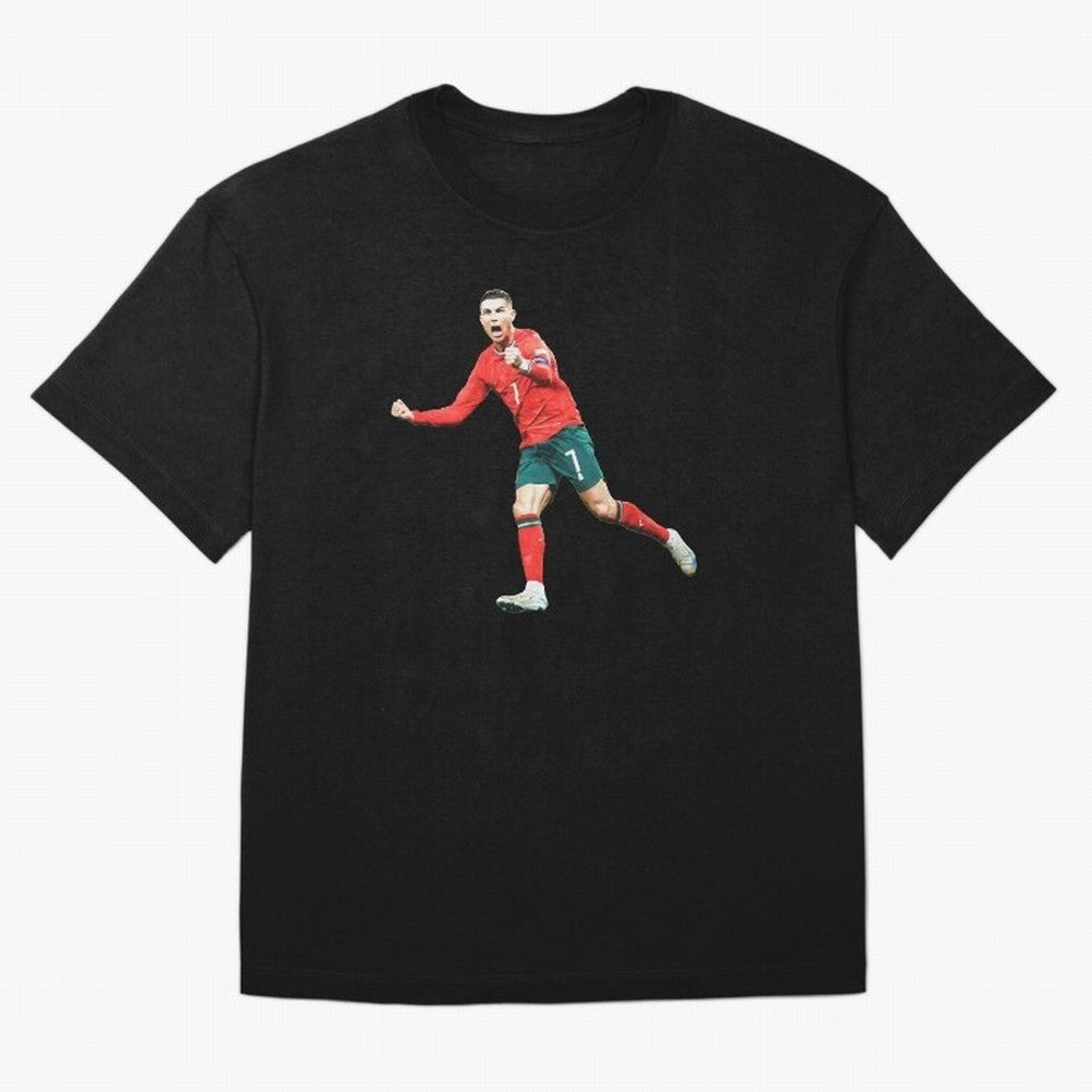 Cristiano Ronaldo Oversized T-Shirt Support the Legends of FIFA World Cup 2026 Spirit, Highlighting England, France and Netherlands, CR7, Football Festival Excitement, Trophy Ambitions, Country Rivalries and Star Player Buzz; Great for Supporters