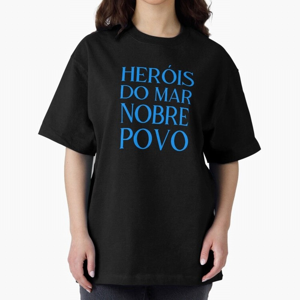 Her¨®is do Mar Nobre Povo blue 2 Oversized T-Shirt Bring Champion Energy into FIFA World Cup 2026 Group Stage Spirit, Centered on Netherlands, Mbappe, Classic Soccer Heritage, Championship Pressure, Fan Loyalty and International Pride; Perfect for