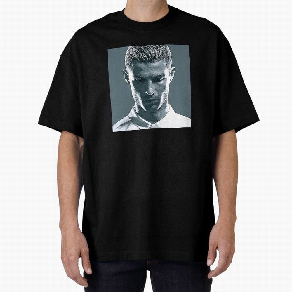 Ronaldo Portrait Oversized T-Shirt Show Fan Pride Across Global Football Passion for FIFA World Cup 2026, with CR7, Argentina, Football History, Final Match Energy, Crowd Noise and Once in a Lifetime Moments; Ideal for Fans Who Follow Messi,