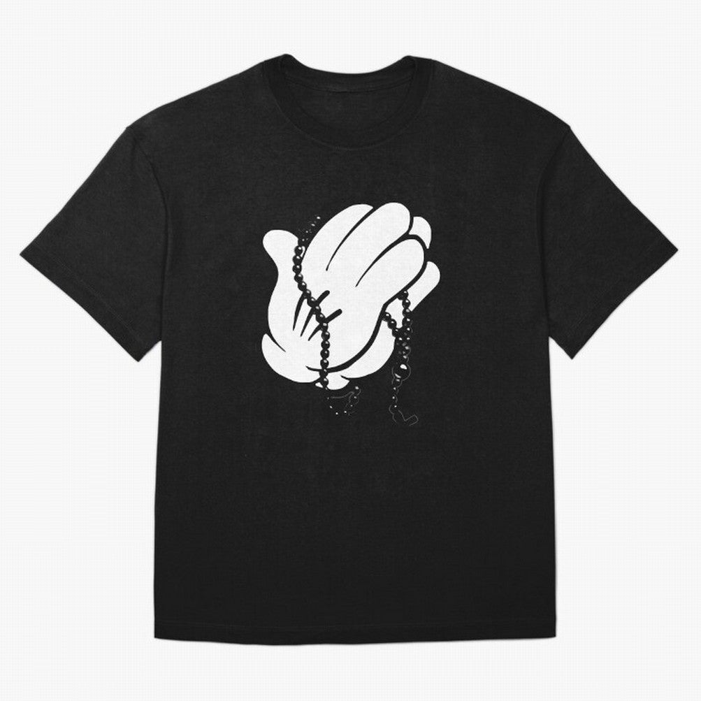 Funny praying hands Oversized T-Shirt Honor Champions and Dreams in FIFA World Cup 2026 Spirit, Connected to Argentina, Messi, Soccer Culture, Superstar Moments, National Team Dreams and Competitive Fire; Built for Supporters Chasing Trophy Dreams,