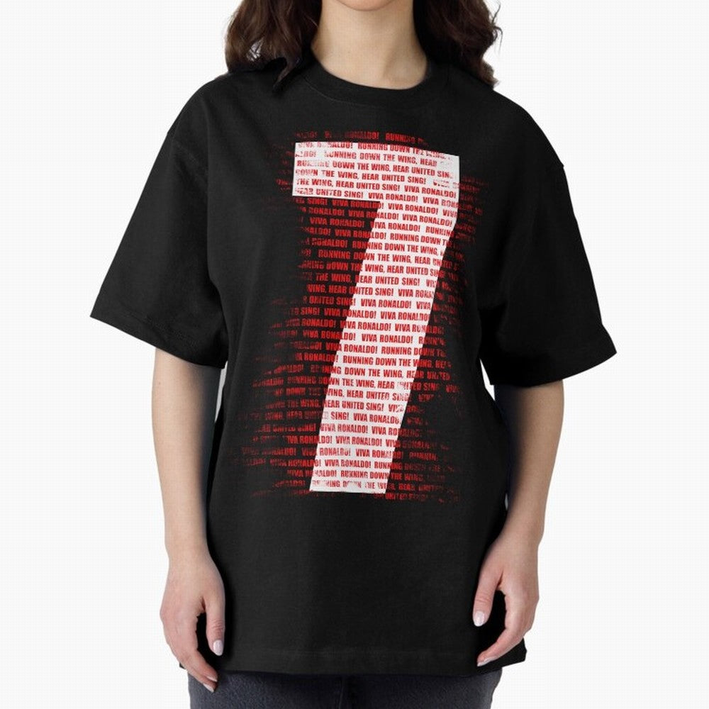 Viva Ronaldo - Chant - Number 7 Oversized T-Shirt Carry the Colors and Pride of Global Football Passion for FIFA World Cup 2026 Group Stage, Centered on Messi, CR7 and Mbappe, Argentina, Vintage Soccer Flavor, Modern Football Stars, National Flags