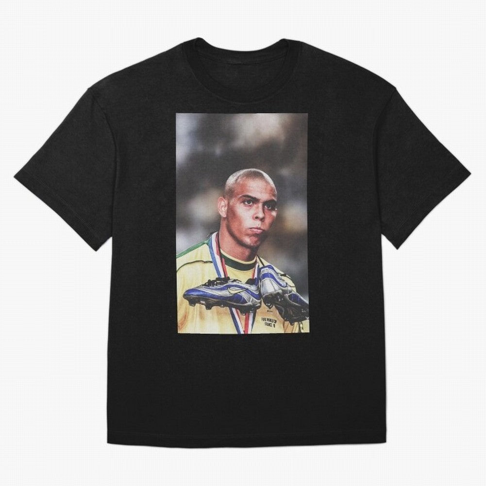 Ronaldo Luis Nazario de Lima Art Oversized T-Shirt Show Championship Spirit for Match Day Hype around FIFA World Cup 2026 USA Canada Mexico, CR7, Brazil, Portugal and Argentina, Football History, Final Match Energy, Crowd Noise and Once in a