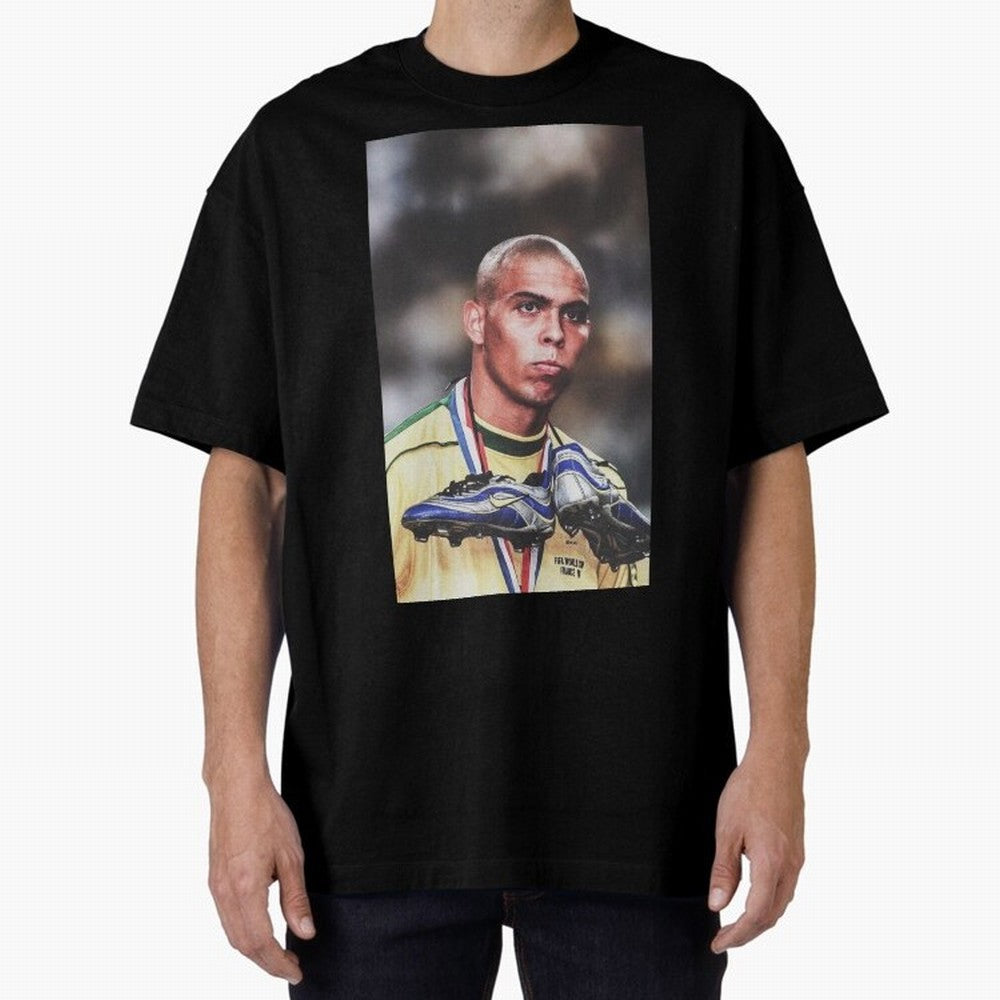 Ronaldo Luis Nazario de Lima Art Oversized T-Shirt Show Championship Spirit for Match Day Hype around FIFA World Cup 2026 USA Canada Mexico, CR7, Brazil, Portugal and Argentina, Football History, Final Match Energy, Crowd Noise and Once in a