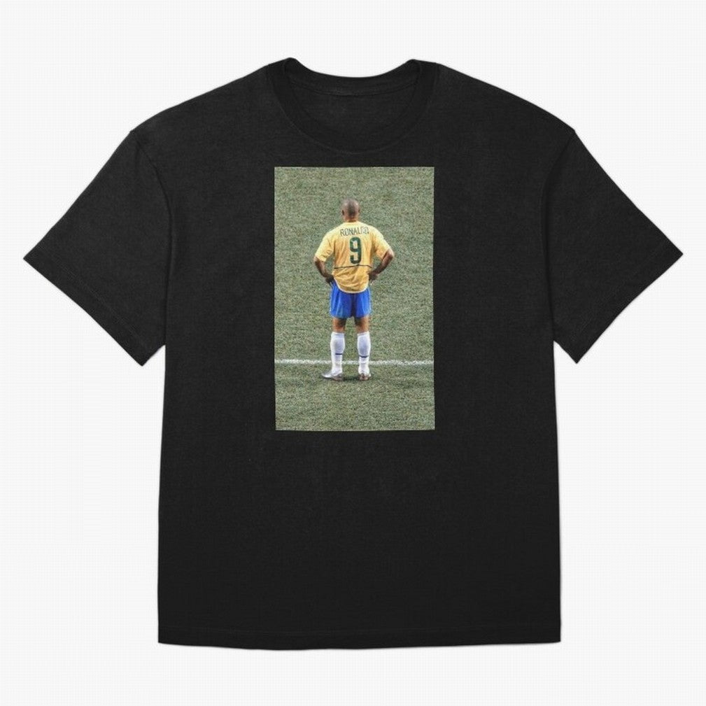 Illustration Ronaldo Luis Nazario de Lima Oversized T-Shirt Support the FIFA World Cup 2026 USA Canada Mexico Journey through Haaland and Mbappe Highlights, England, France and Netherlands Pride, Vintage Soccer Flavor, Modern Football Stars,