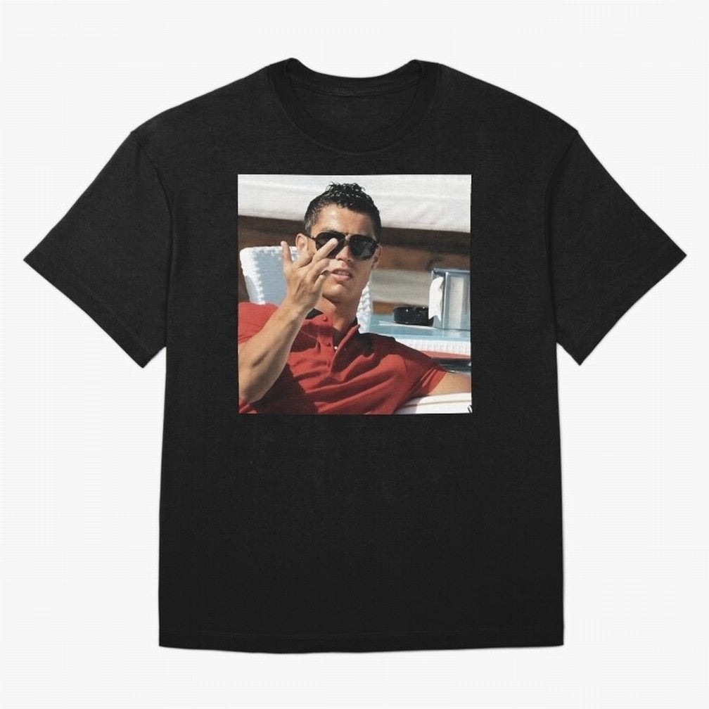 Ronaldo Oversized T-Shirt Get Ready for Match Day Hype around FIFA World Cup 2026, Mbappe and Neymar, England, Fan Favorite Moments, National Team Passion, Big Match Drama and Soccer History; Made for Collectors Who Enjoy Iconic Players, Country