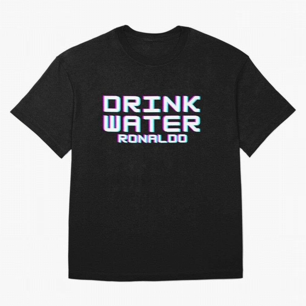 drink water ronaldo Oversized T-Shirt Live the Energy of FIFA World Cup 2026 for Fans of Messi, Neymar and Mbappe and Brazil, Portugal and Argentina, Bringing Vintage Soccer Flavor, Modern Football Stars, National Flags and Final Night Emotion;