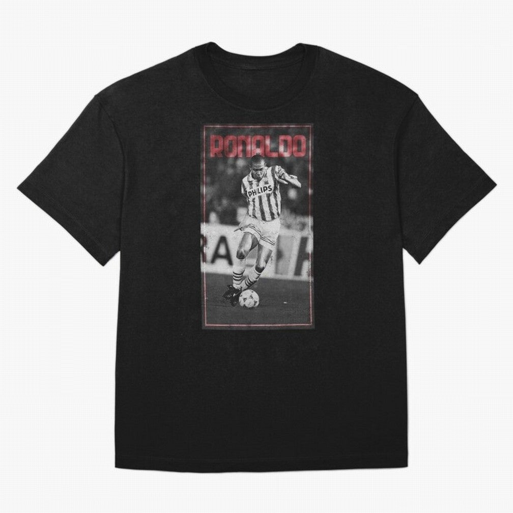 Wallpaper Ronaldo Luis Nazario de Lima Oversized T-Shirt Get Ready for FIFA World Cup 2026 for Fans of Haaland and Mbappe and England, Bringing Game Day Rituals, Football Legends, Country Pride and the Road to the Final; Perfect for Fans,