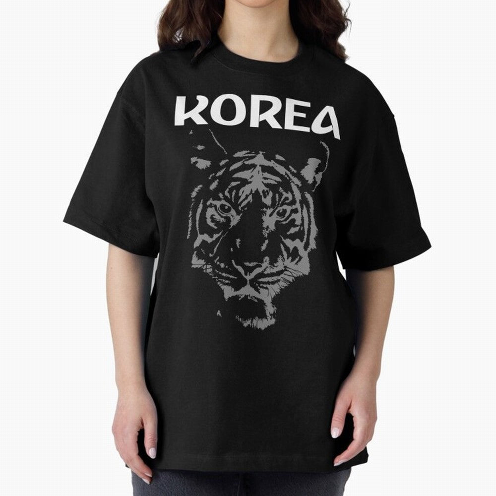 Team Korea Soccer Oversized T-Shirt Show Fan Pride Across FIFA World Cup 2026 Spirit, Capturing Netherlands, Messi, Neymar and Mbappe, Vintage Soccer Flavor, Modern Football Stars, National Flags and Final Night Emotion; Perfect for People Who Love