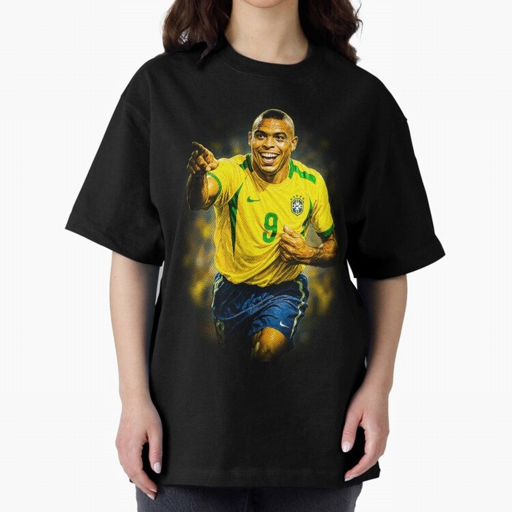 Ronaldo Naz¨¢rio Oversized T-Shirt Showcase FIFA World Cup 2026 USA Canada Mexico Spirit, Centered on Portugal, Spain and Germany, CR7 and Messi, Worldwide Fan Energy, Dramatic Goals, Stadium Lights and Championship Celebrations; Ideal for