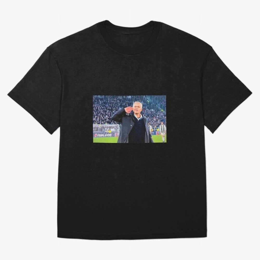 Mourinho VS Juventus Oversized T-Shirt Bring Stadium Energy to FIFA World Cup 2026 Group Stage Spirit, Built around Argentina, France and Brazil, Messi, Football History, Final Match Energy, Crowd Noise and Once in a Lifetime Moments; Made for Die
