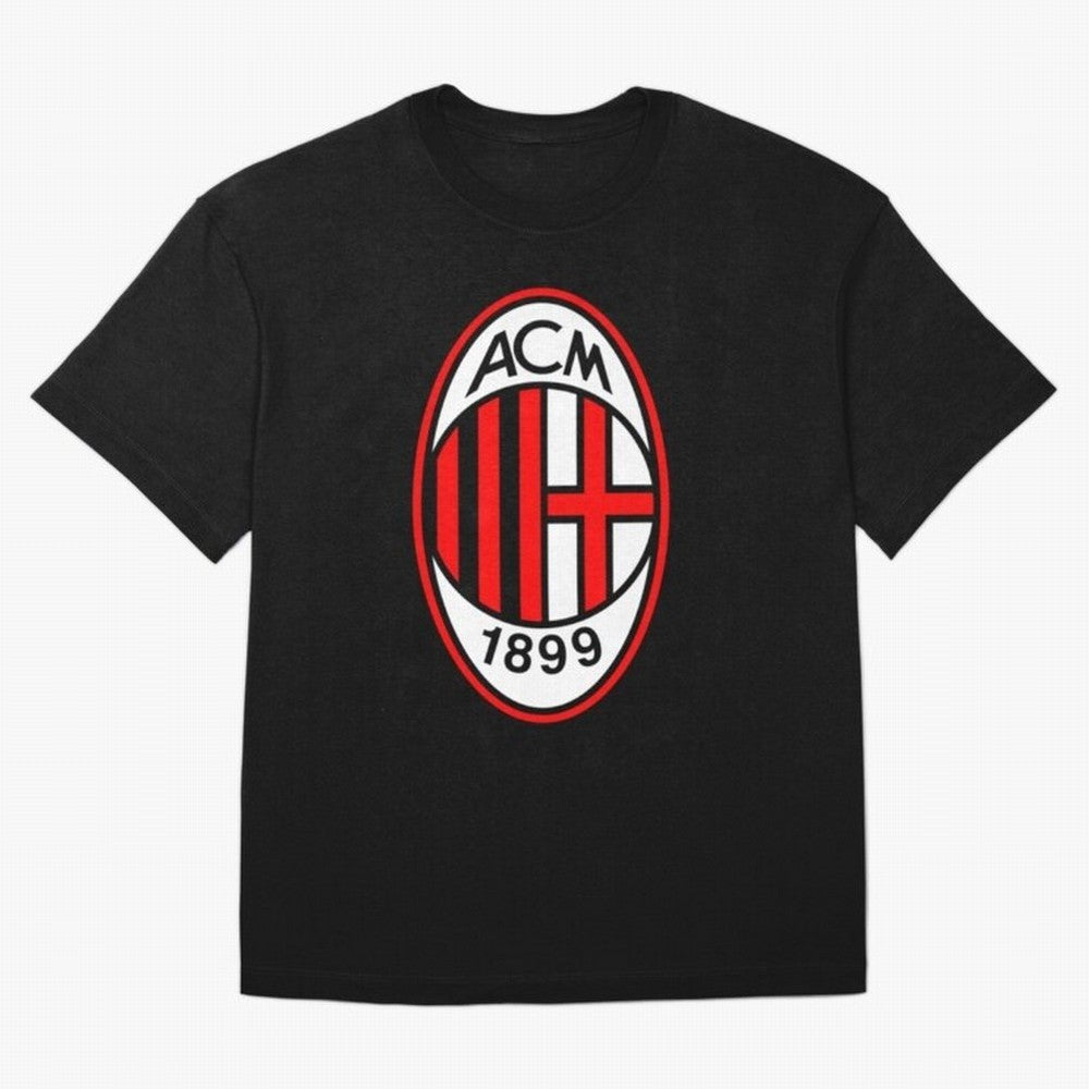 AC Milan Classic . Oversized T-Shirt Stand with Match Day Hype around FIFA World Cup 2026 Group Stage, CR7 and Messi, Argentina and Brazil, Global Supporter Spirit, Legendary Goals, National Colors and Tournament Celebration; Made for Die Hard