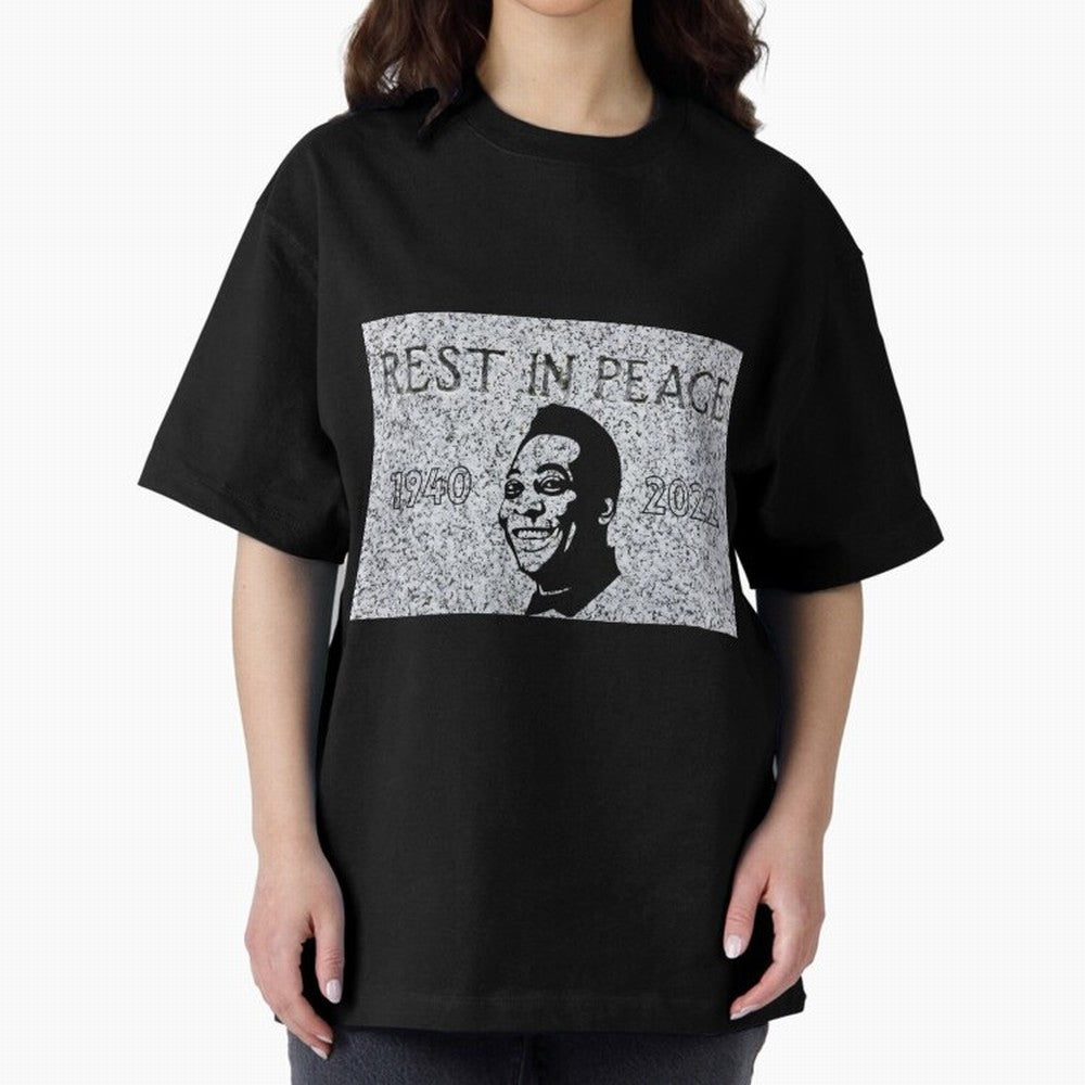 RIP Pel¨¦, 1940-2022 Oversized T-Shirt Embrace Global Football Passion for FIFA World Cup 2026, Capturing Mbappe and Neymar, Brazil, Portugal and Argentina, Retro Football Energy, Iconic Rivalries, Trophy Chase Drama and Stadium Atmosphere; Great