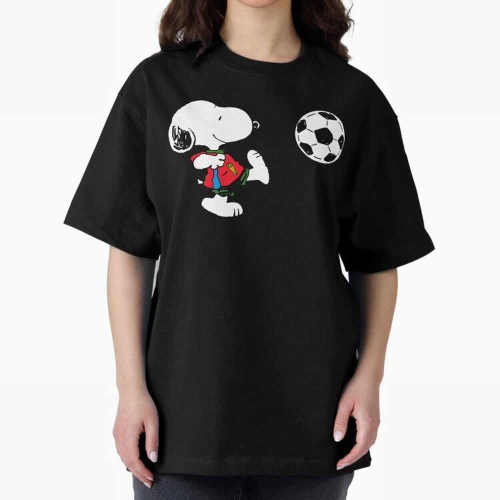 SNOOPY Football - FIFA World Cup 2026 Oversized T-Shirt Back Your Heroes with Global Football Passion for FIFA World Cup 2026, Highlighting Neymar, Haaland and Cristiano Ronaldo, England, Tournament Hype, Historic Matchups, Family Viewing Parties